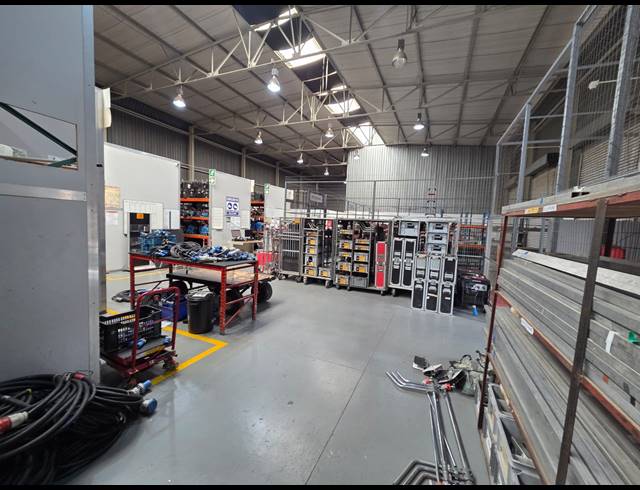 4,194M² WAREHOUSE TO LET IN RANDJESPARK